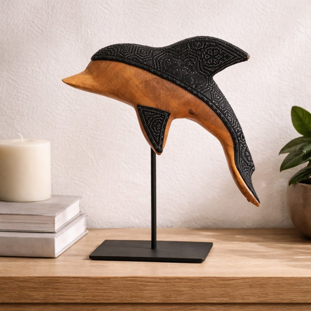 Delfin Sereno Sculpture