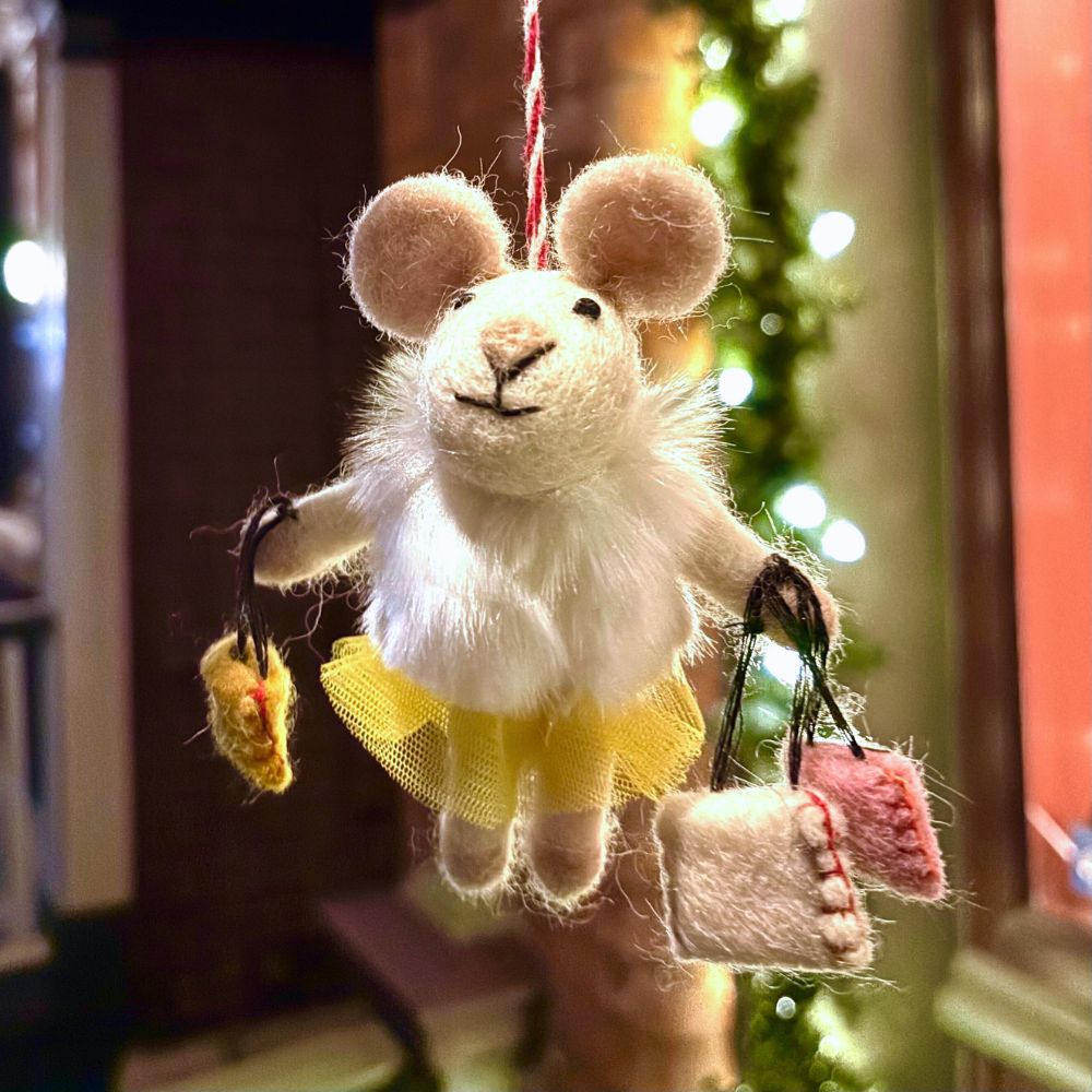 Felt Shopping Mouse Ornament