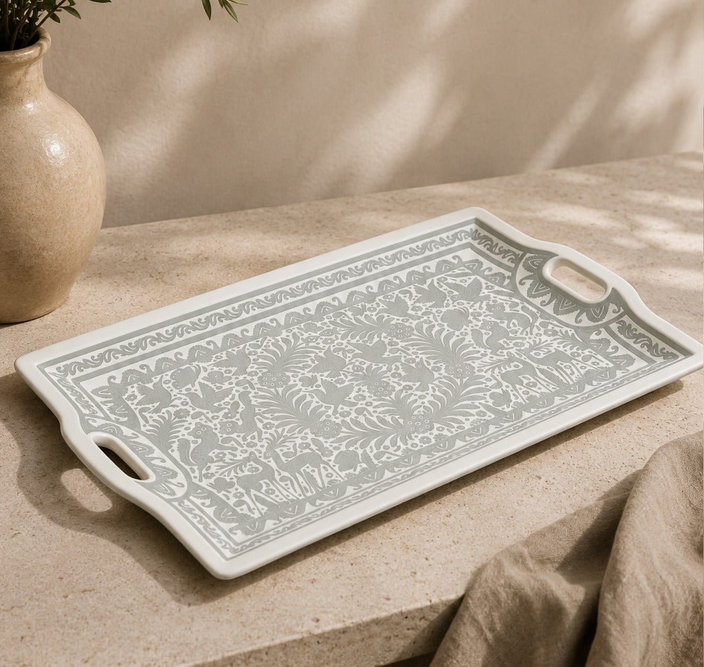 Luna Blanca Tray