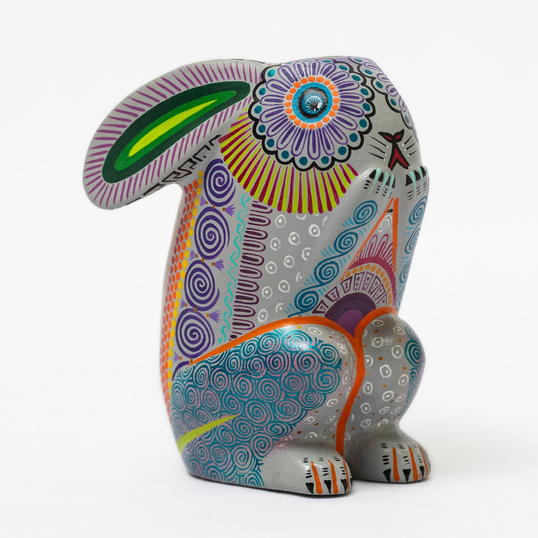 Teo Conejo Sculpture