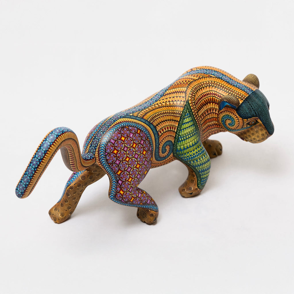 Caza Jaguar Sculpture